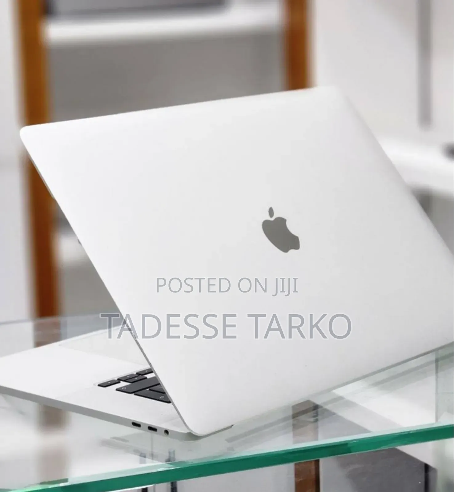 New Laptop Apple MacBook Pro 2019 16GB Intel Core I7 SSD 512GB