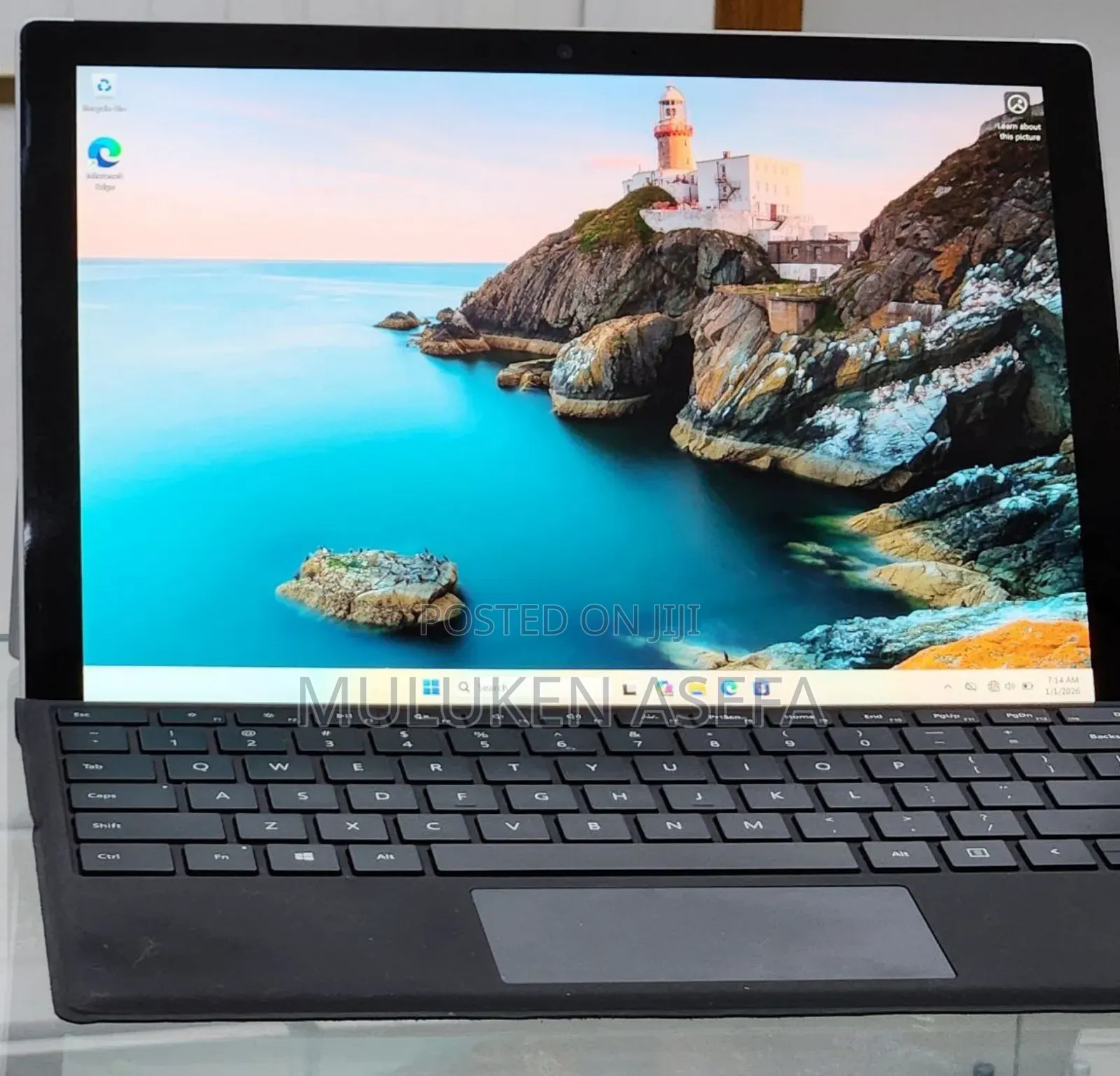 New Laptop Microsoft Surface 8GB Intel Core I7 SSD 256GB