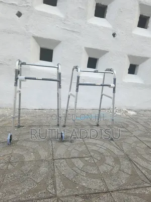 Foldable Walker ወከር የሚታጠፍ Medical Foldable Rollator Walkers Almunium