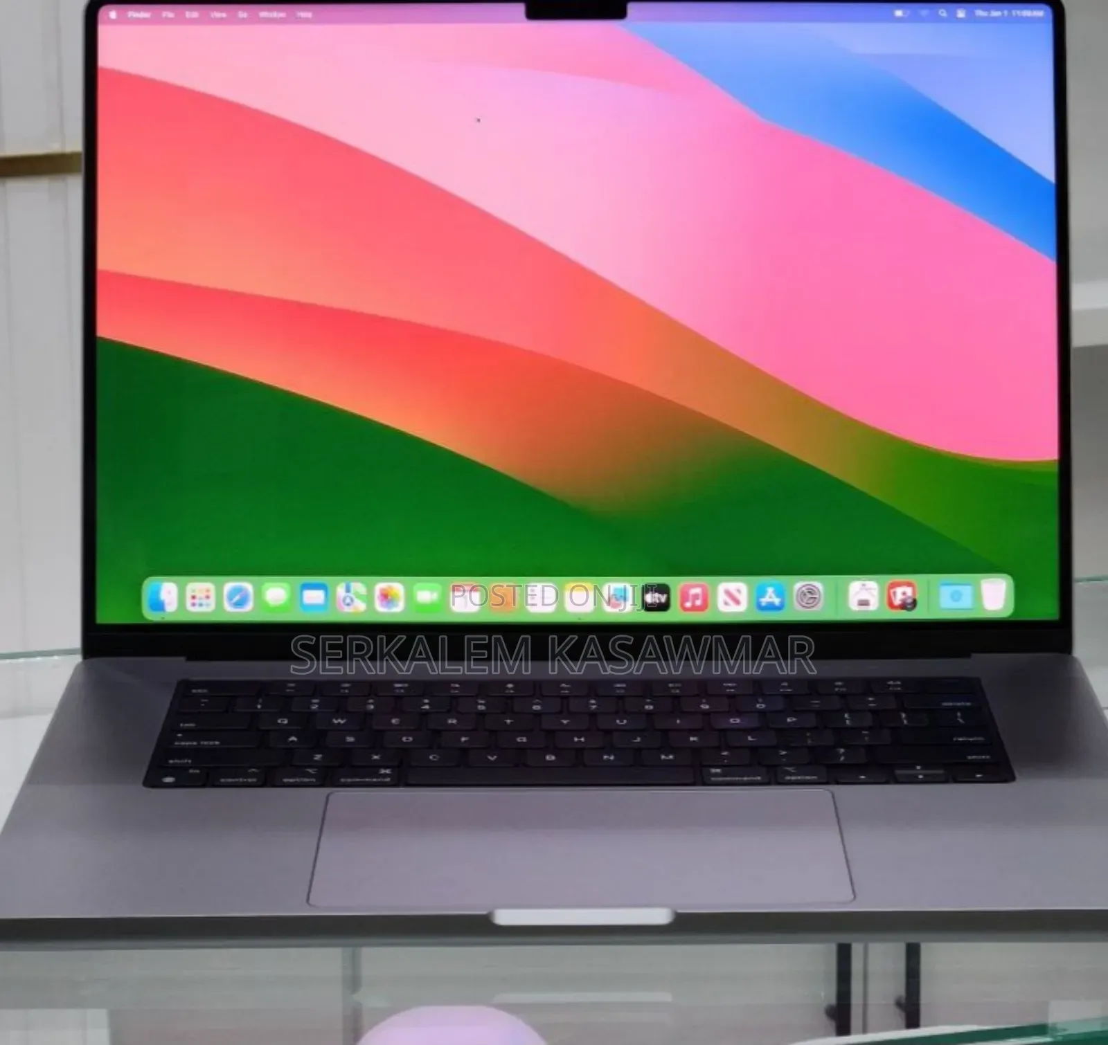 New Laptop Apple MacBook Pro 2021 M1 32GB Apple M1 SSD 512GB