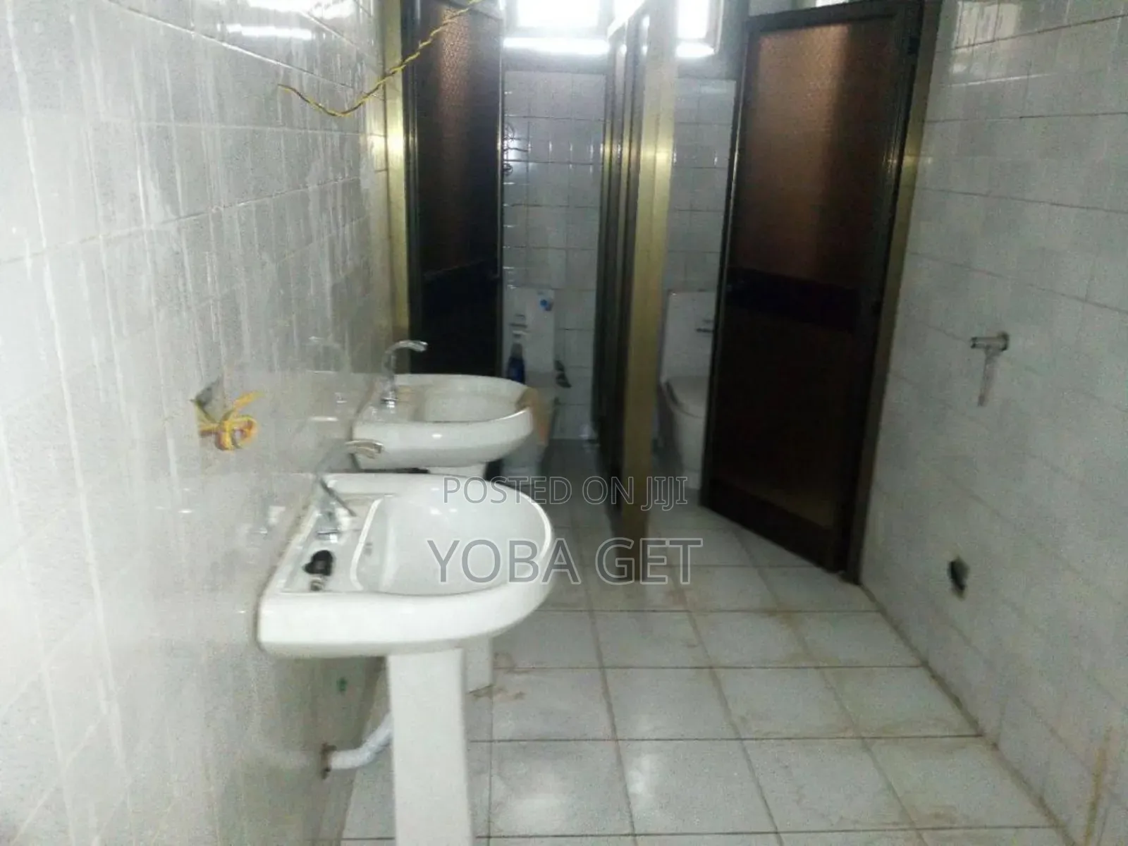 Furnished 5bdrm House in አስቸካይ የሚሸጥ ቤት, Akaky Kaliti for sale