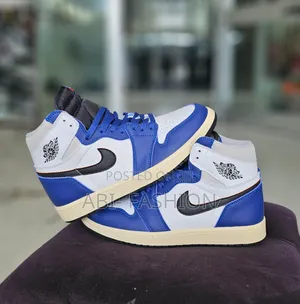 Air Jordan 1 High Og "White Deep Royal Blue