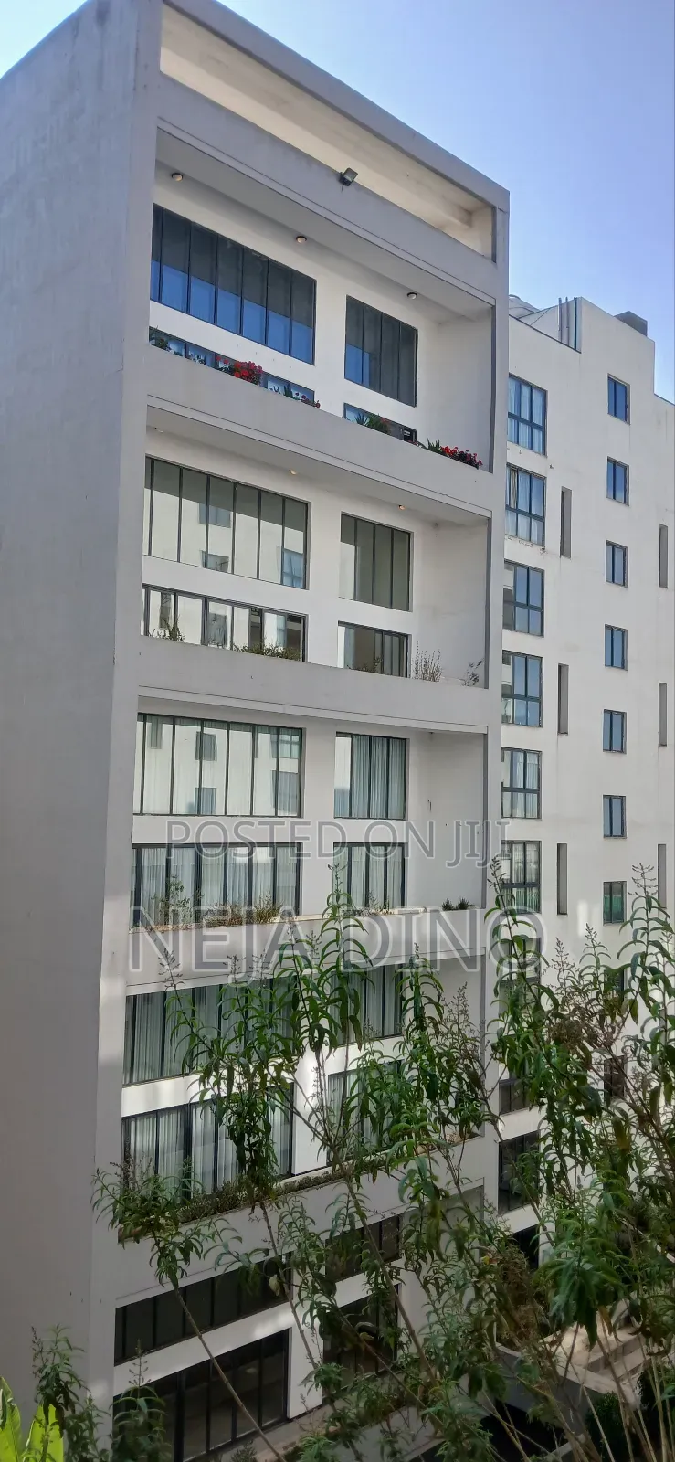 Furnished 3bdrm Apartment in Re, Lideta for sale