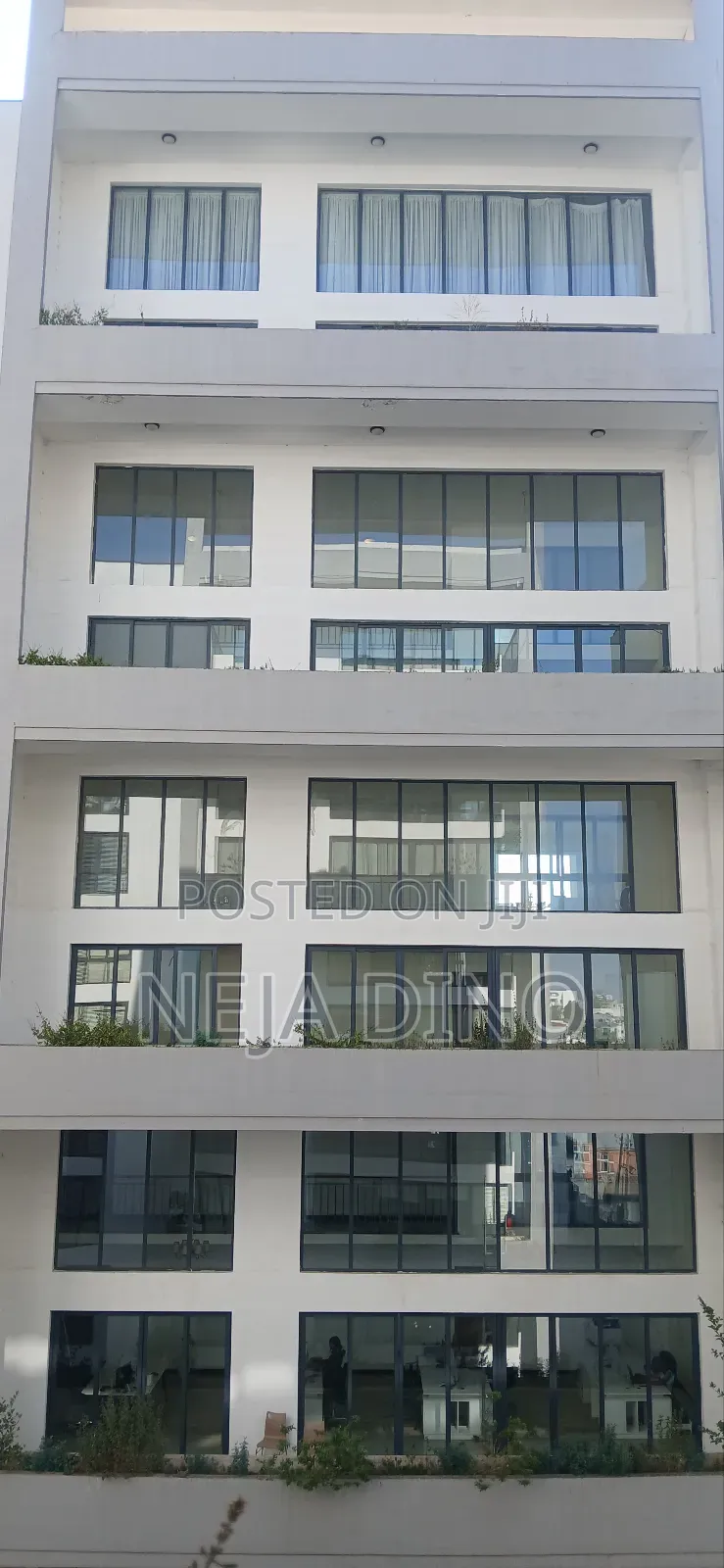 Furnished 3bdrm Apartment in Re, Lideta for sale