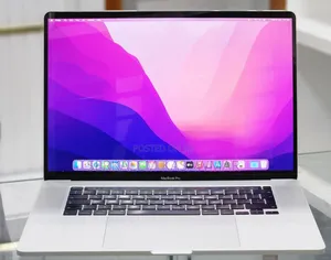 Photo - New Laptop Apple MacBook Pro 2019 16GB Intel Core I7 SSD 512GB