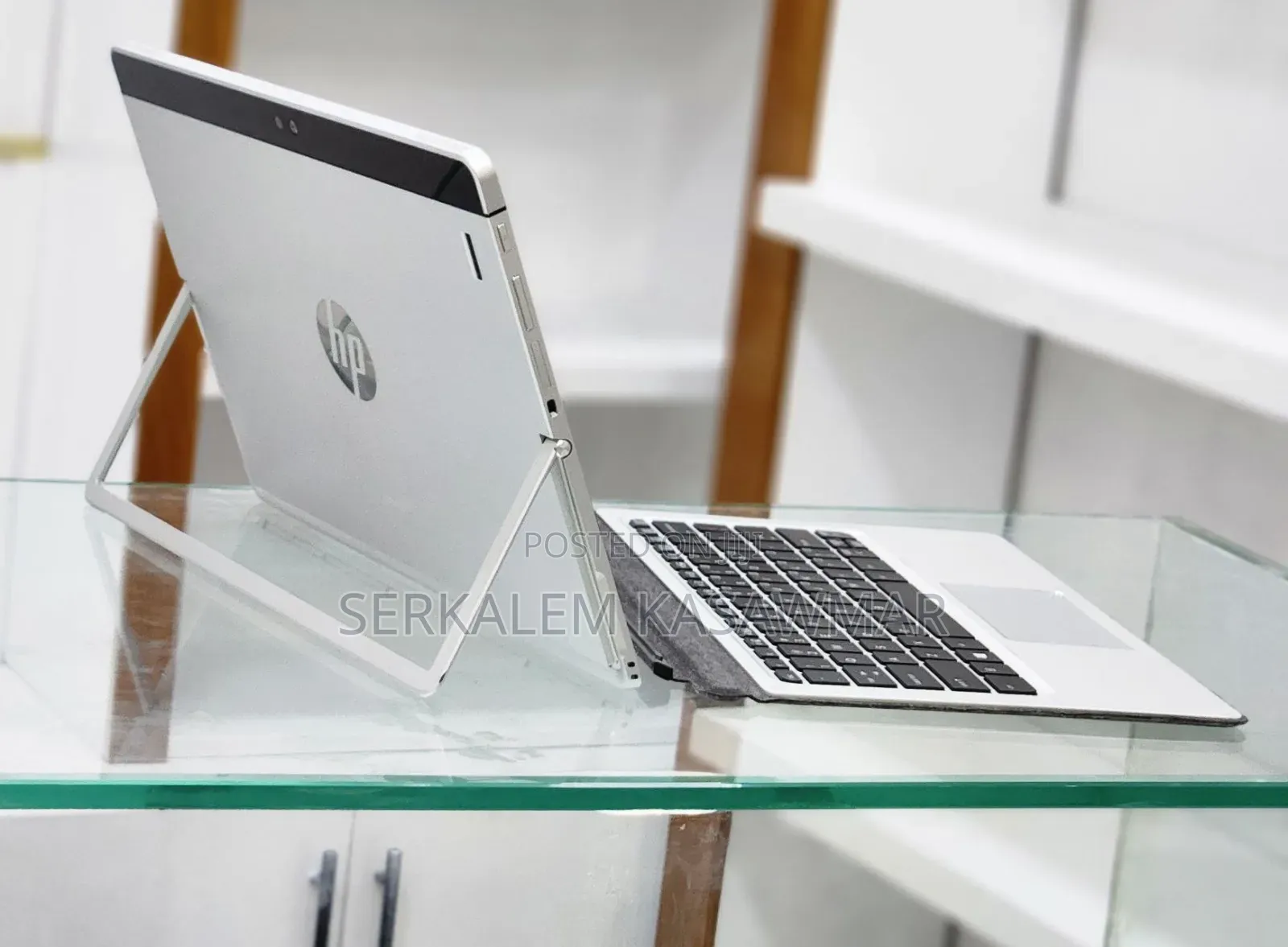 New Laptop HP Elite X2 1012 8GB SSD 256GB