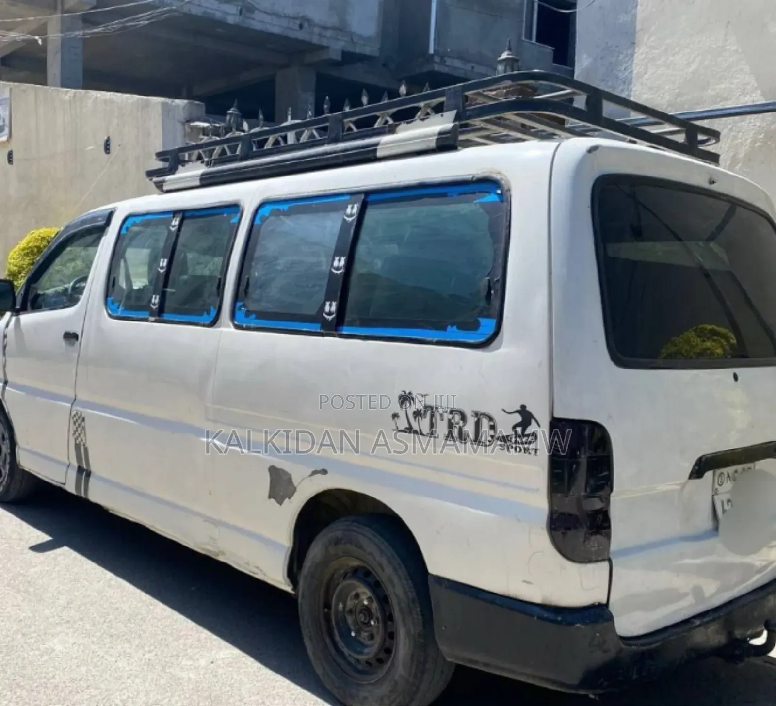 Toyota HiAce 2007 White