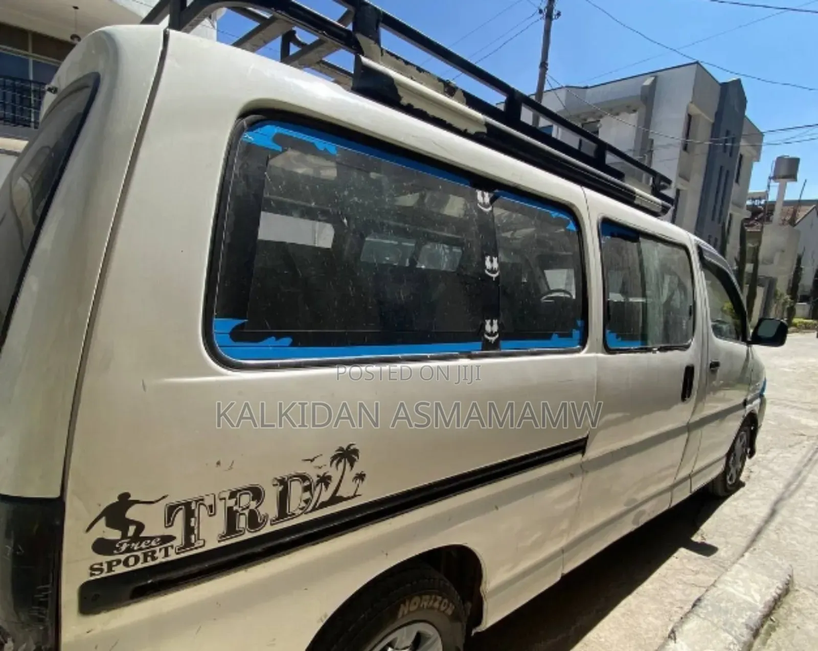 Toyota HiAce 2007 White