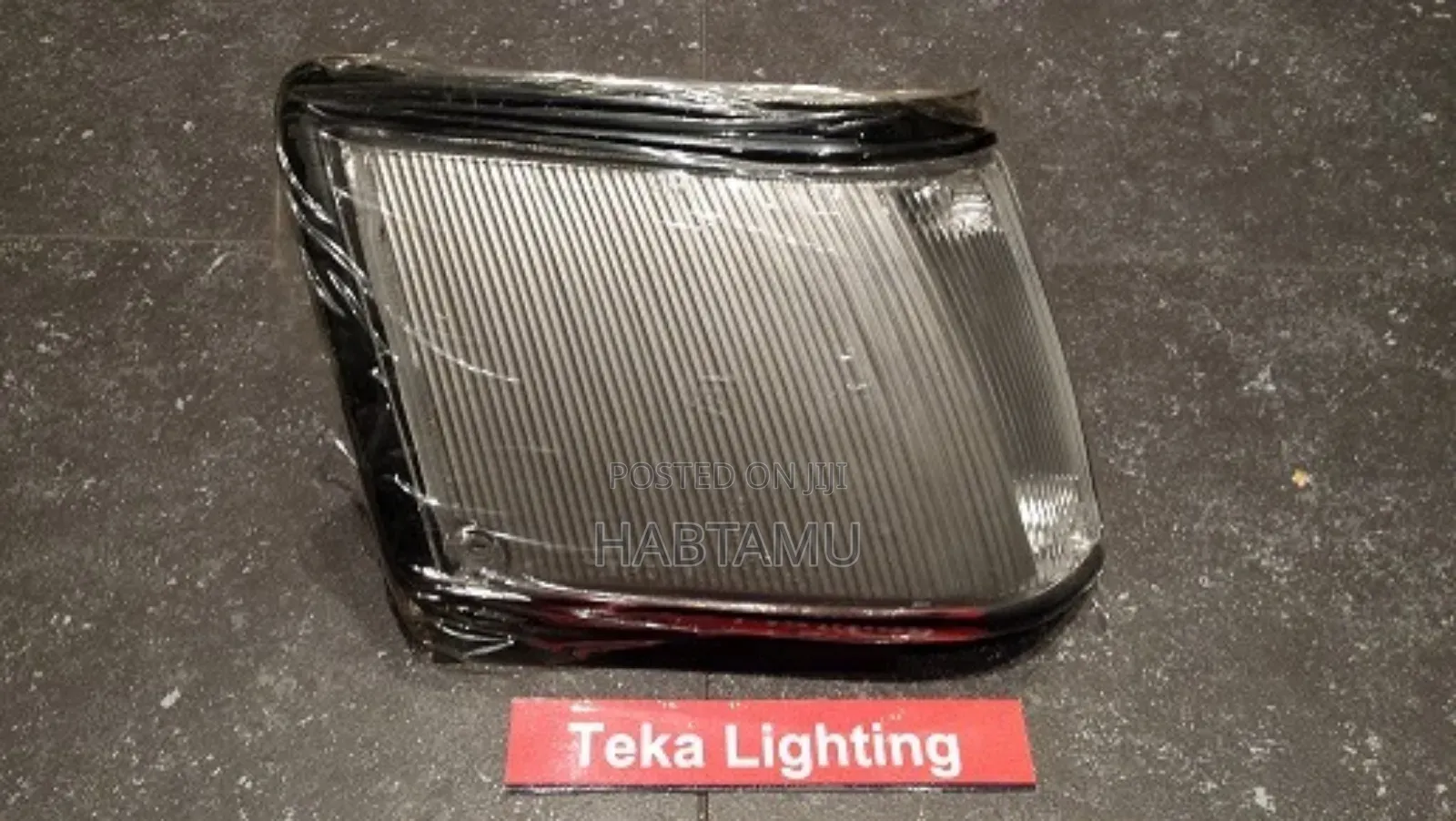 Corolla Dx Corner Lamp