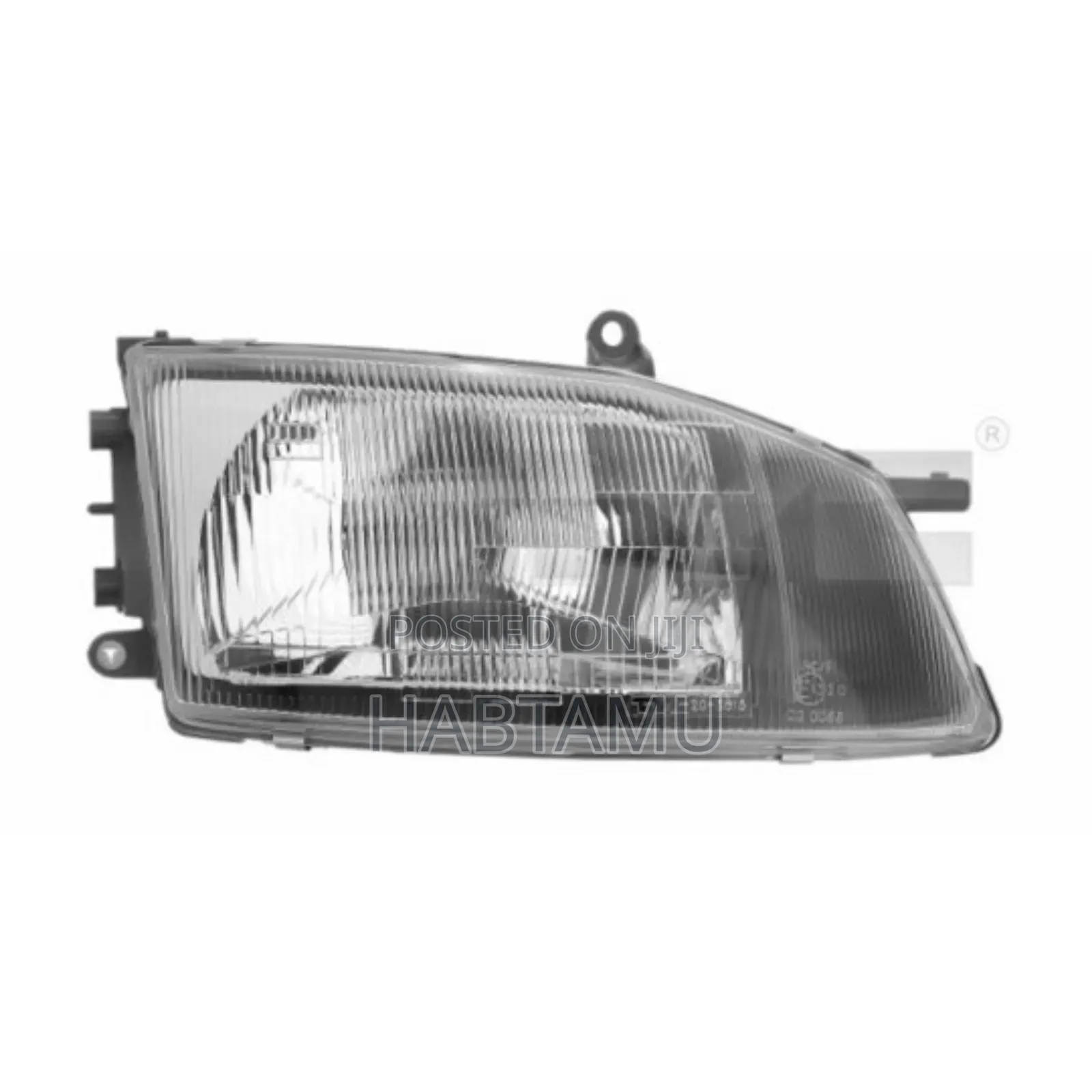 Toyota Hiace 2003 Head Lamp ዶልፊን