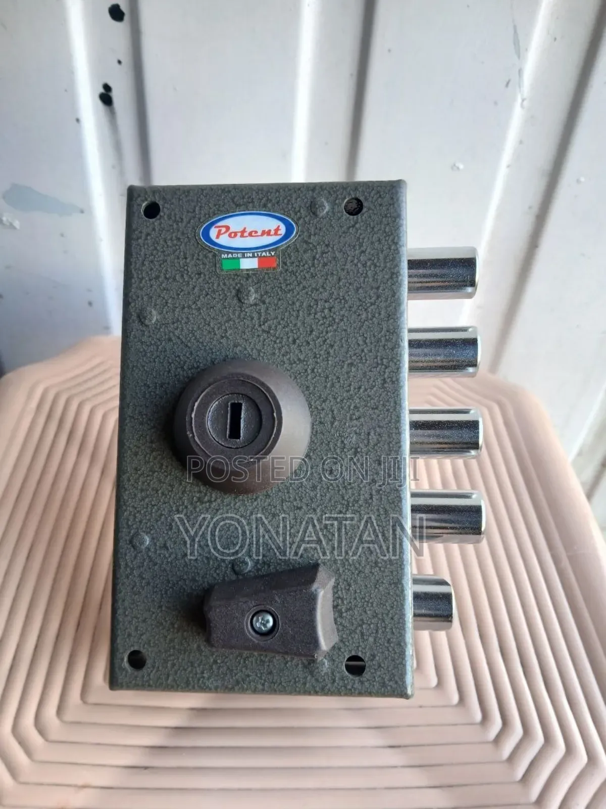 አስተማማኝ ቁልፍ