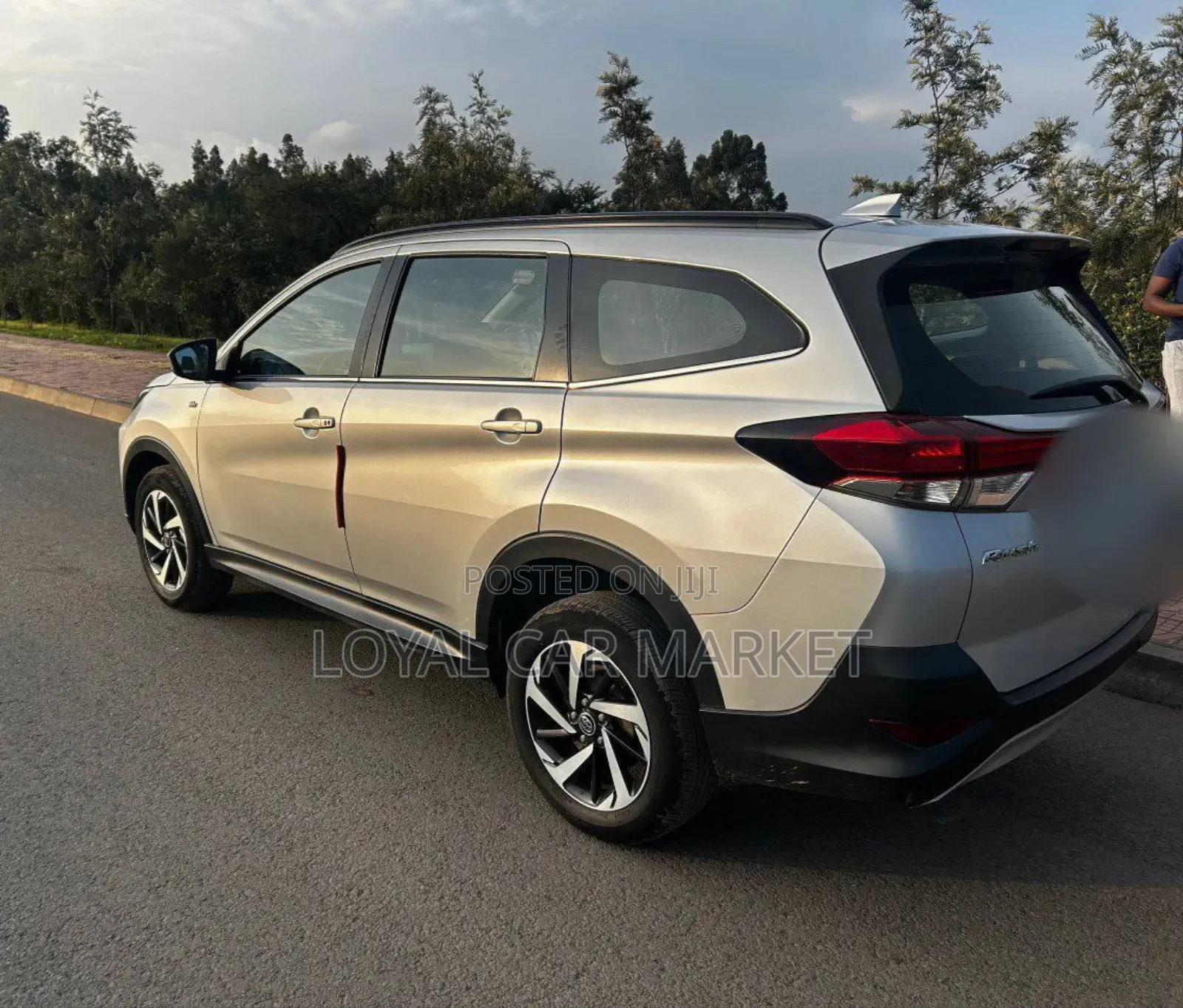 Toyota Rush 2021 Silver