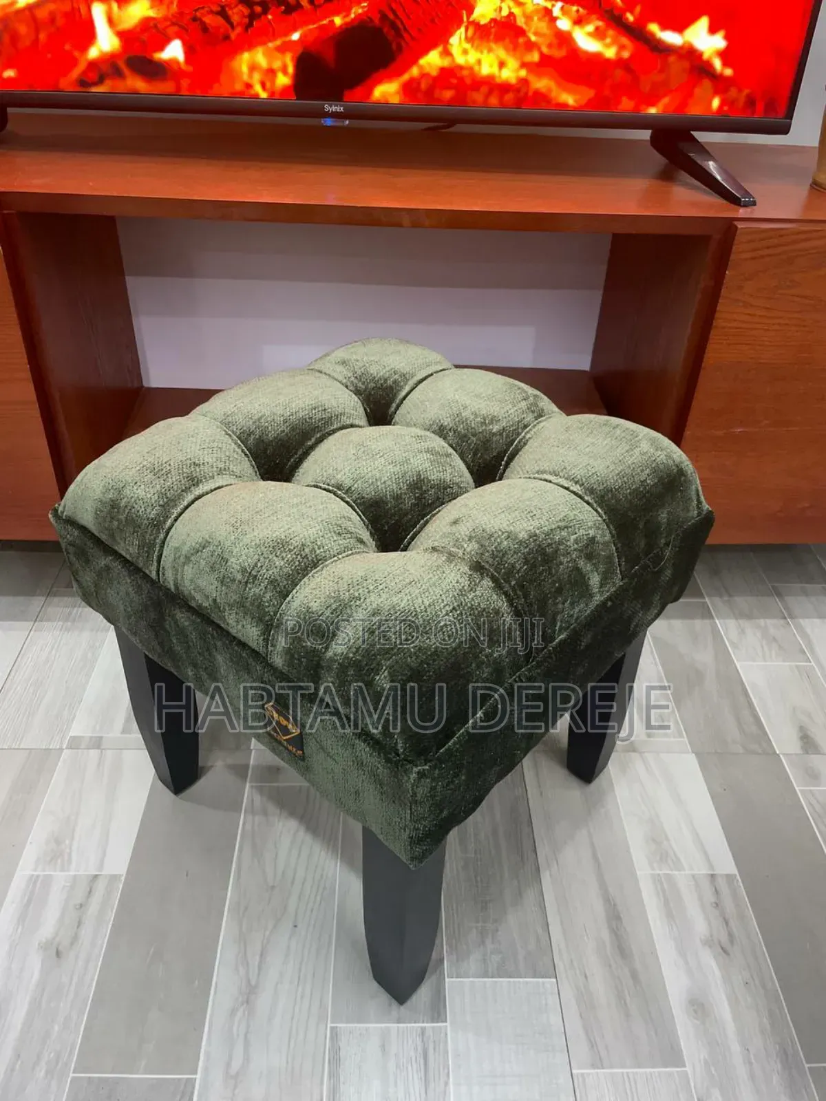 Elegant Duka / ዱካ Chair With Floral Design