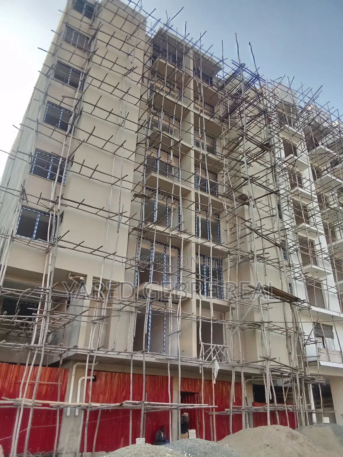 3bdrm Apartment In Yeka For Sale