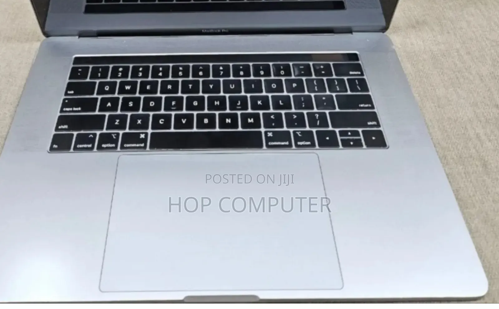 New Laptop Apple MacBook Pro 2019 16GB Intel Core I9 SSD 512GB