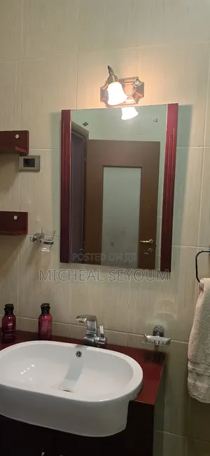Bronze/Red Hand Wash