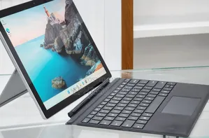 New Laptop Microsoft Surface 8GB Intel Core I7 SSD 256GB