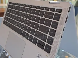 New Laptop Apple MacBook Air 2022 M2 8GB Intel Core I7 SSD 256GB