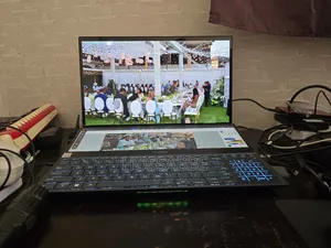 Laptop Asus ZenBook UX510UW 36GB Intel Core Ultra 9 SSD 1T