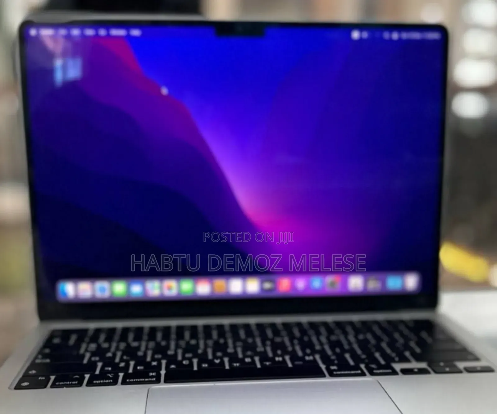 New Laptop Apple MacBook Air 2022 M2 8GB Intel Core I7 SSD 256GB