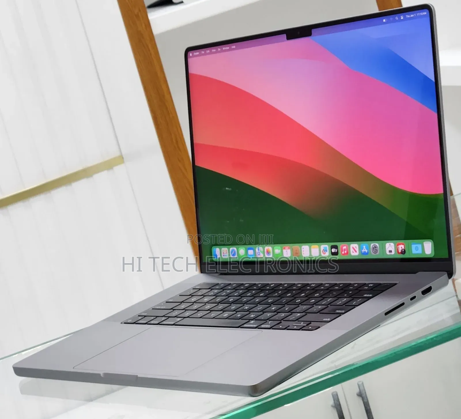 New Laptop Apple MacBook Pro M1 32GB Apple M1 Max SSD 512GB