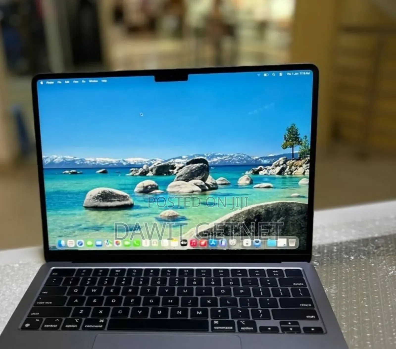 New Laptop Apple MacBook Air 2022 M2 8GB Apple M2 SSD 256GB