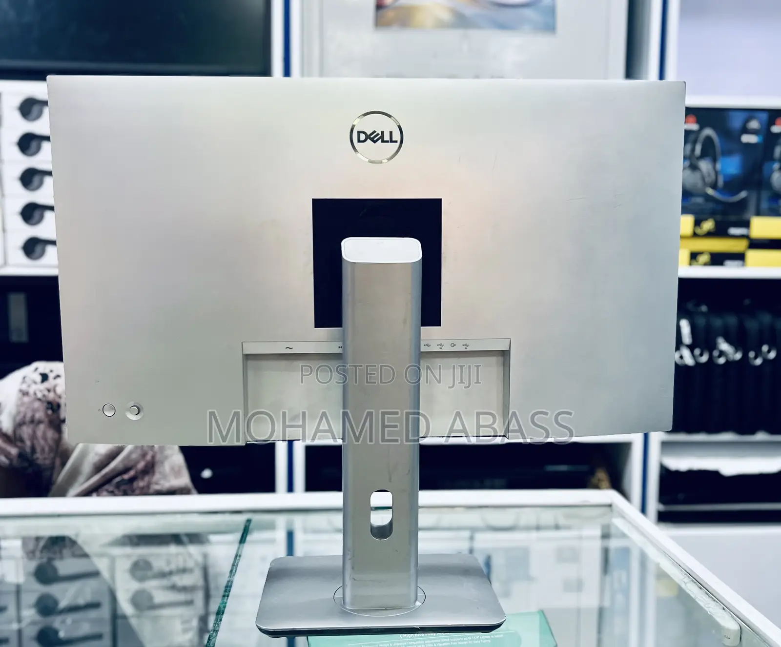 Dell Premium 27” Monitor