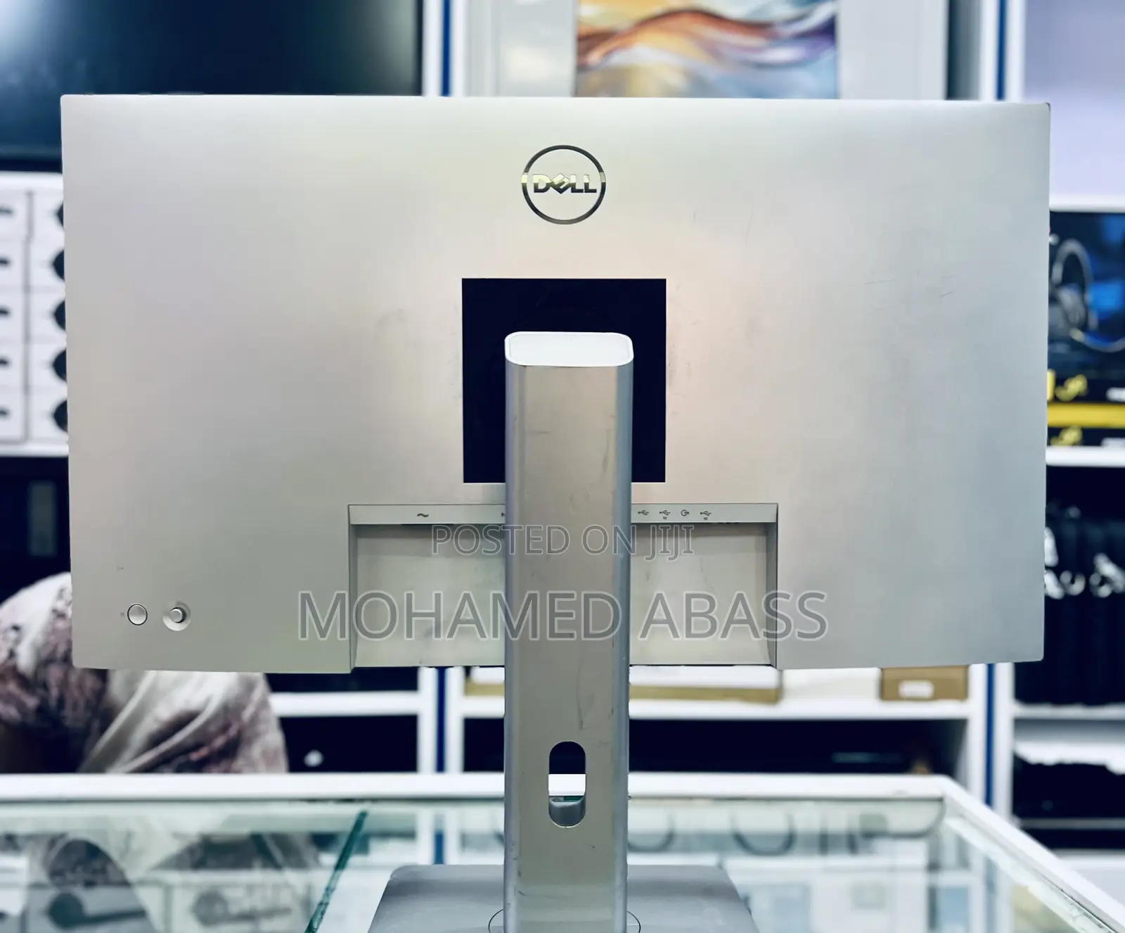 Dell Premium 27” Monitor