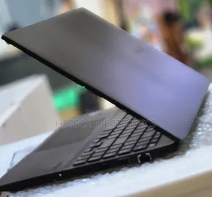 New Laptop Asus VivoBook 15 X505BA 16GB Intel Core I9 SSD 1T