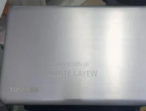 New Laptop Toshiba Satellite C55 8GB Intel Core I7 SSD 1T