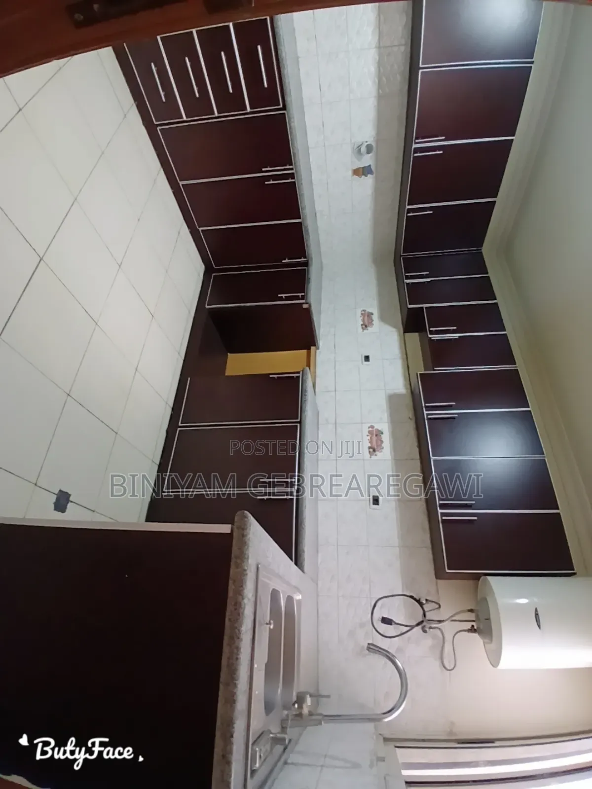 3bdrm Apartment in Apartment, Yeka for rent