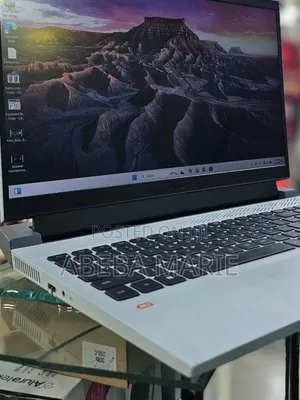 New Laptop Dell G15 5511 16GB Intel Core I7 SSD 512GB