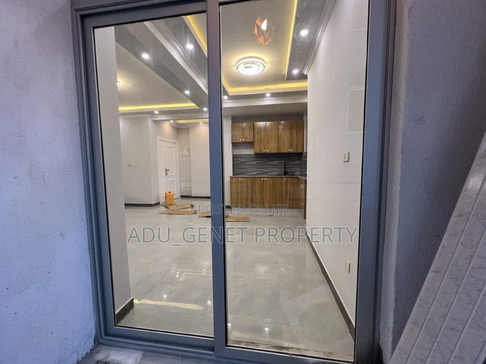 Furnished 2bdrm Apartment in Hosea, Bole for sale