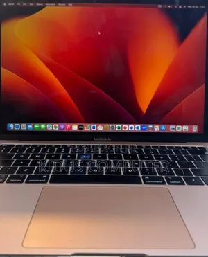 New Laptop Apple MacBook Pro 2019 8GB Intel Core I5 SSD 256GB
