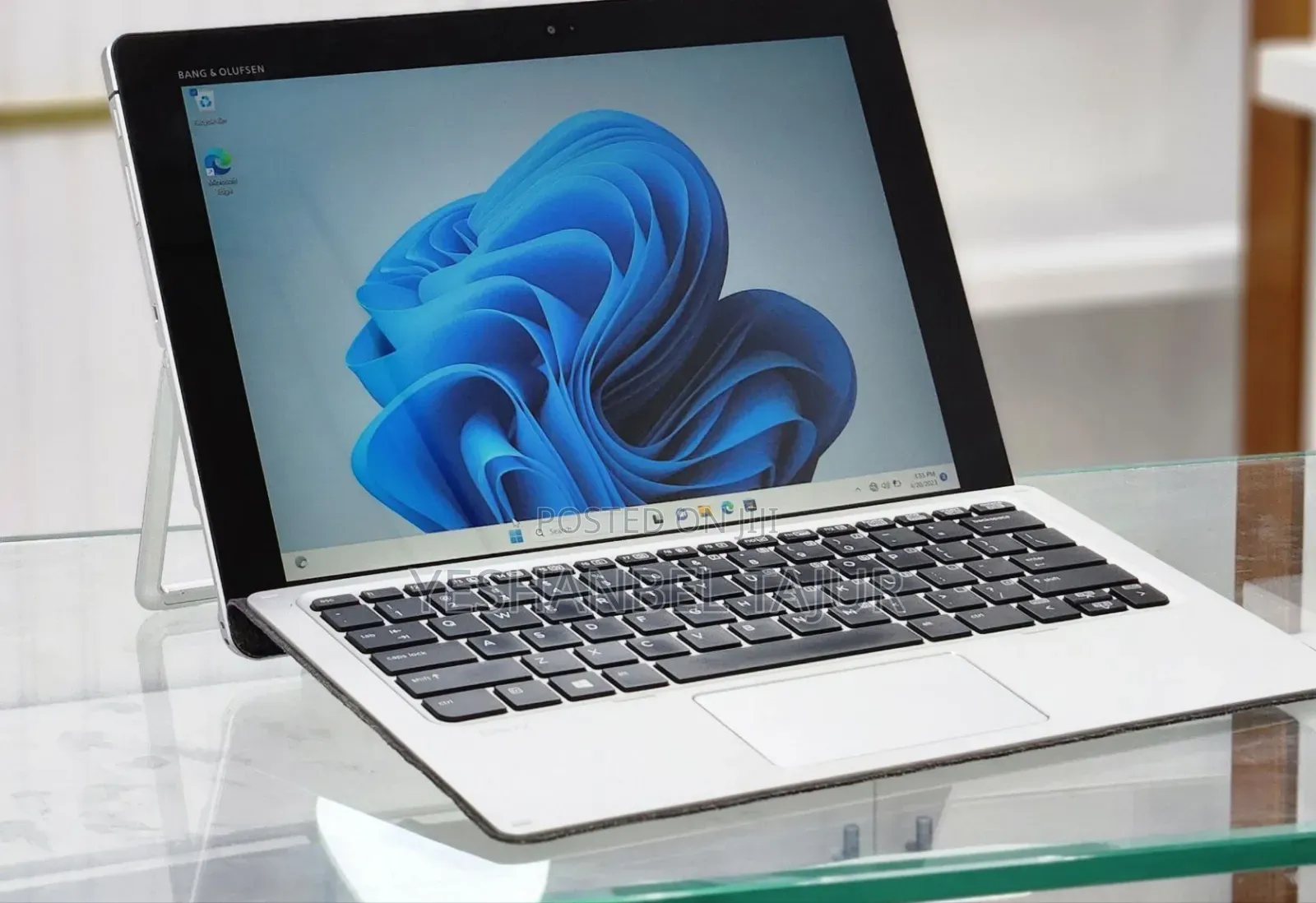 New Laptop HP Elite X2 1012 8GB Intel Core M SSD 256GB