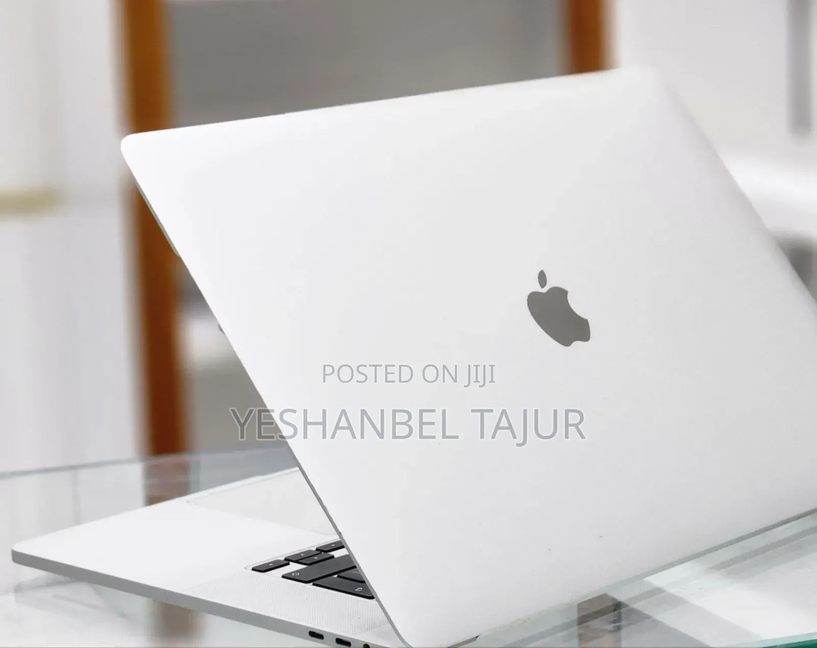 New Laptop Apple MacBook Pro 2019 16GB Intel Core I7 SSD 512GB