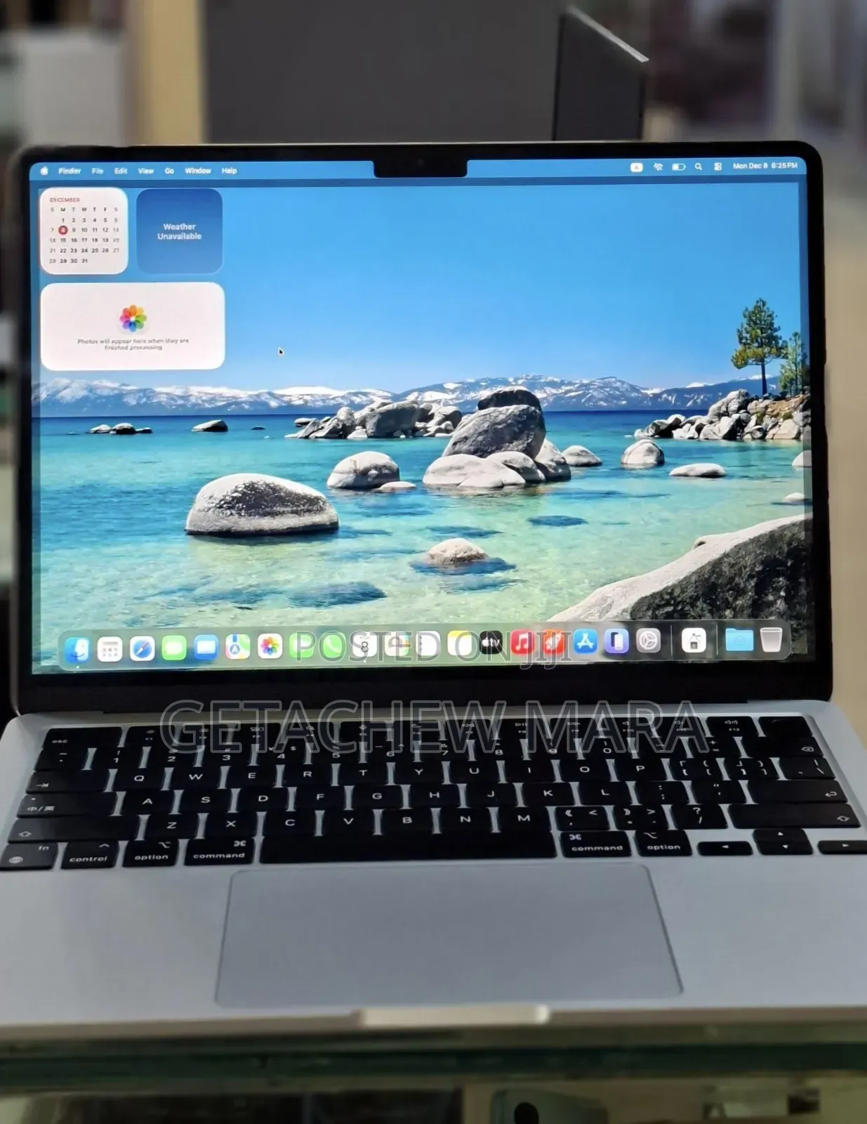 New Laptop Apple MacBook Air 2022 M2 8GB Intel SSD 256GB
