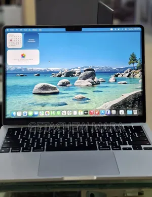 New Laptop Apple MacBook Air 2022 M2 8GB Intel SSD 256GB