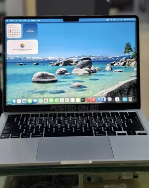 New Laptop Apple MacBook Air 2022 M2 8GB Intel SSD 256GB