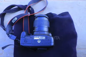 1200d Cannon DSLR Camera