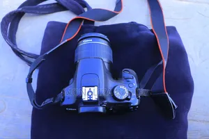 1200d Cannon DSLR Camera