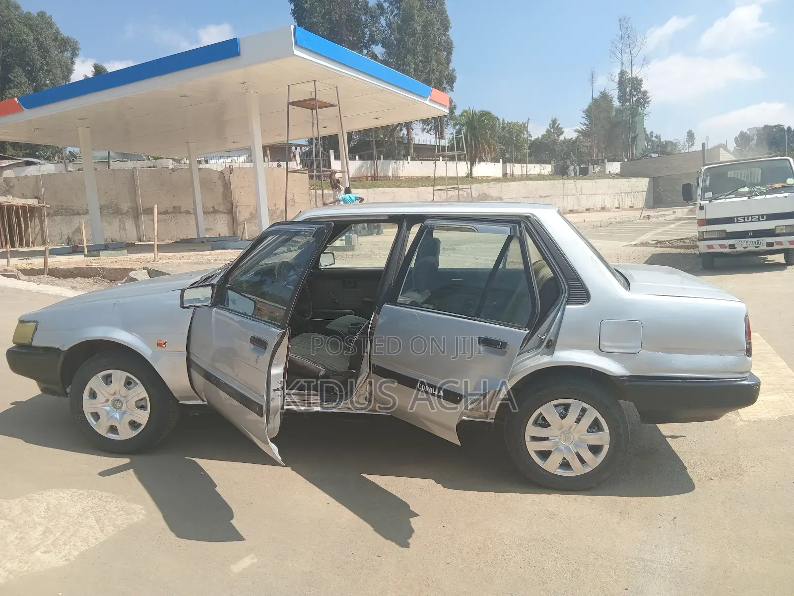 Toyota Corolla 1986 Silver