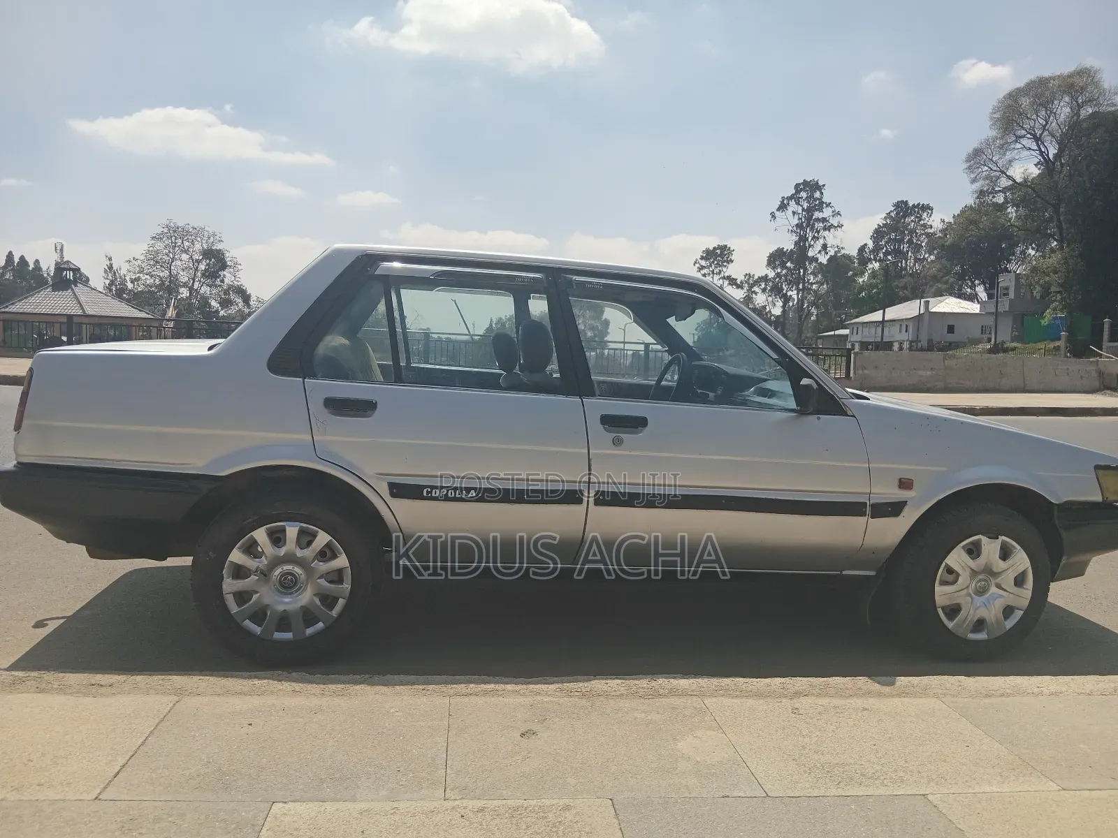 Toyota Corolla 1986 Silver