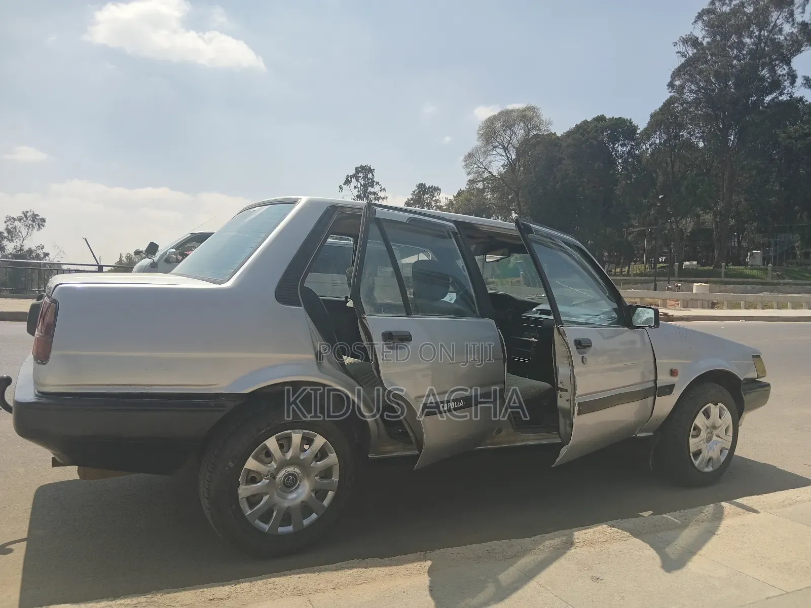 Toyota Corolla 1986 Silver