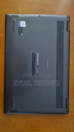 Laptop Dell Latitude 3301 4GB Intel Core I3 SSD 512GB