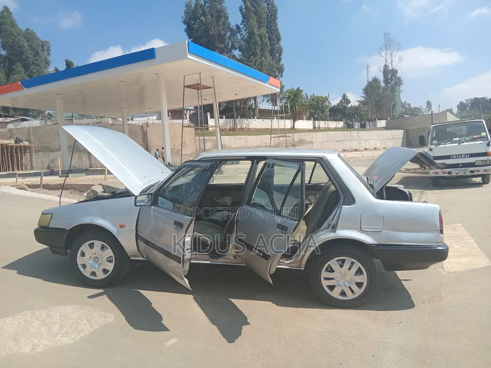 Toyota Corolla 1986 Silver