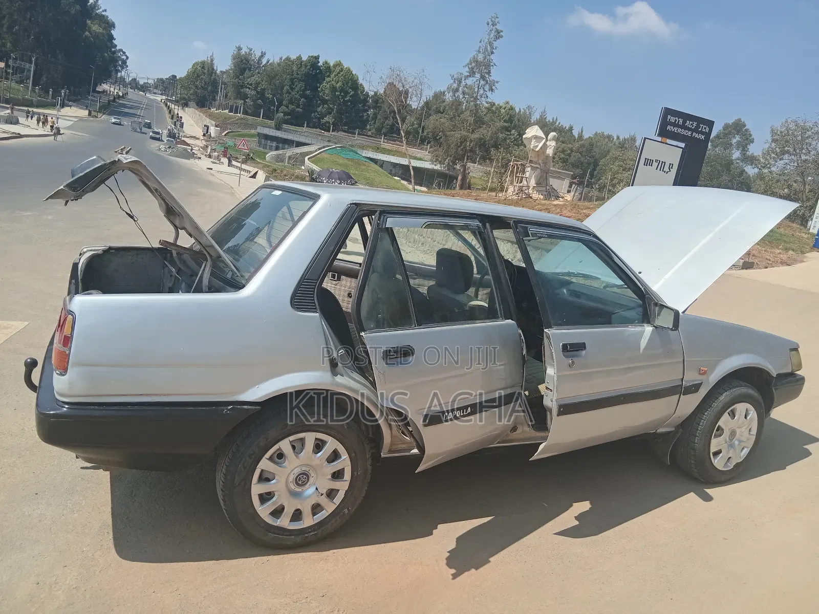 Toyota Corolla 1986 Silver