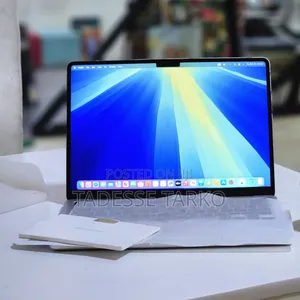 New Laptop Apple MacBook Air 16GB SSD 256GB