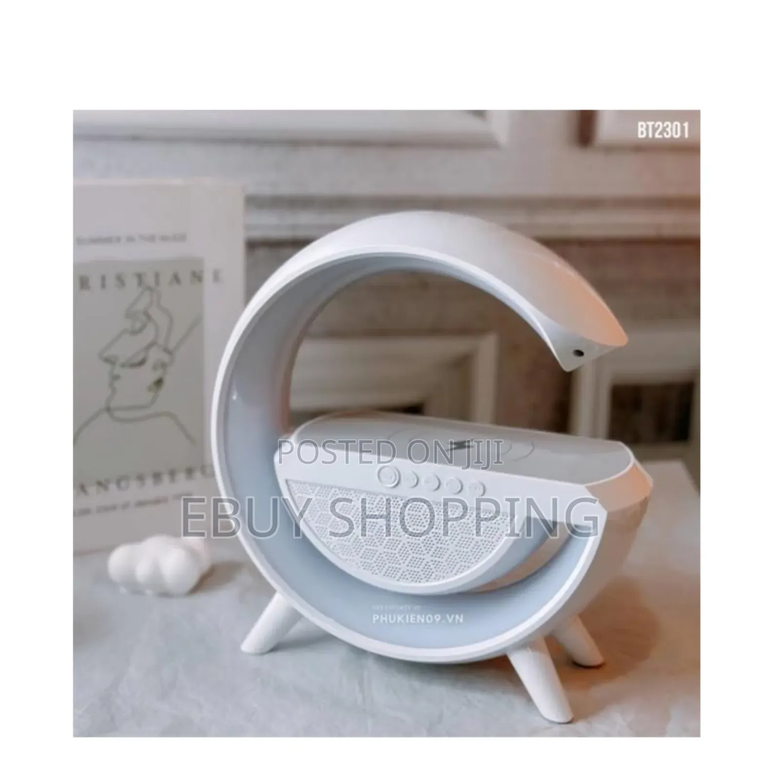 Space-Saving 3-in-1: Fast Wireless Charger, Rich Bass