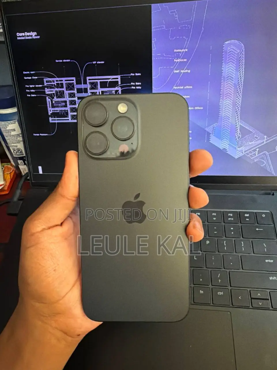 New Apple iPhone 15 Pro Max 256 GB Black